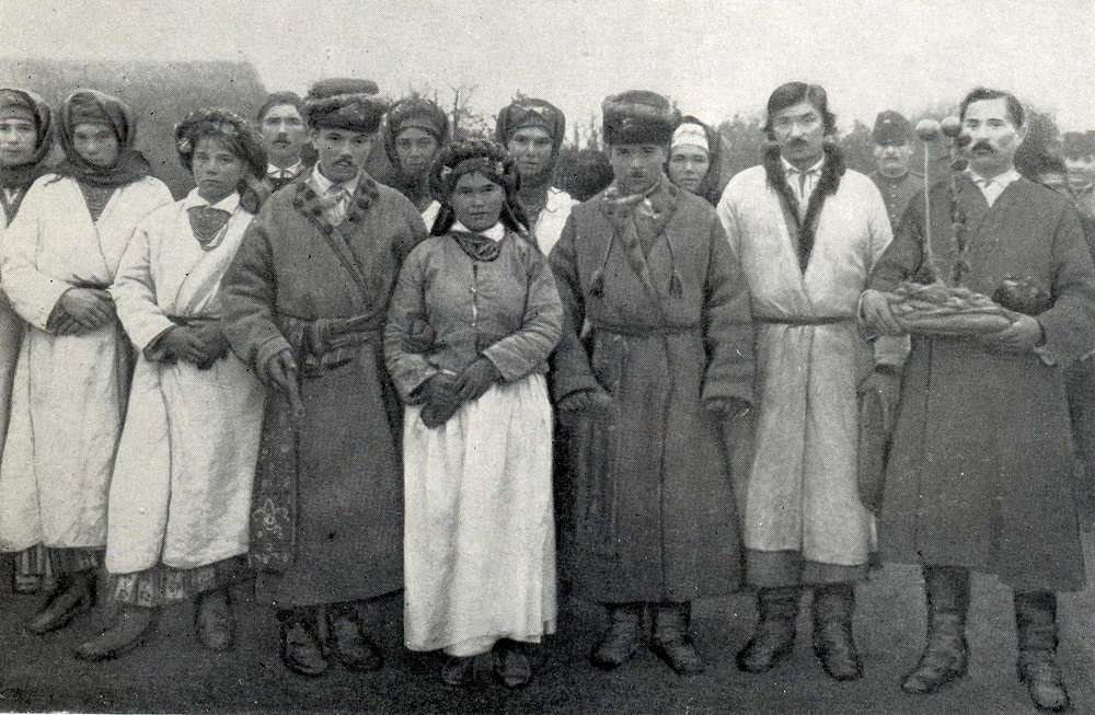 Весільна група ХХ століття.